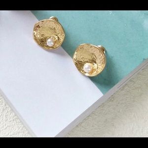 Oyster Pearl Gold Stud Earrings Summer Beach Boho
